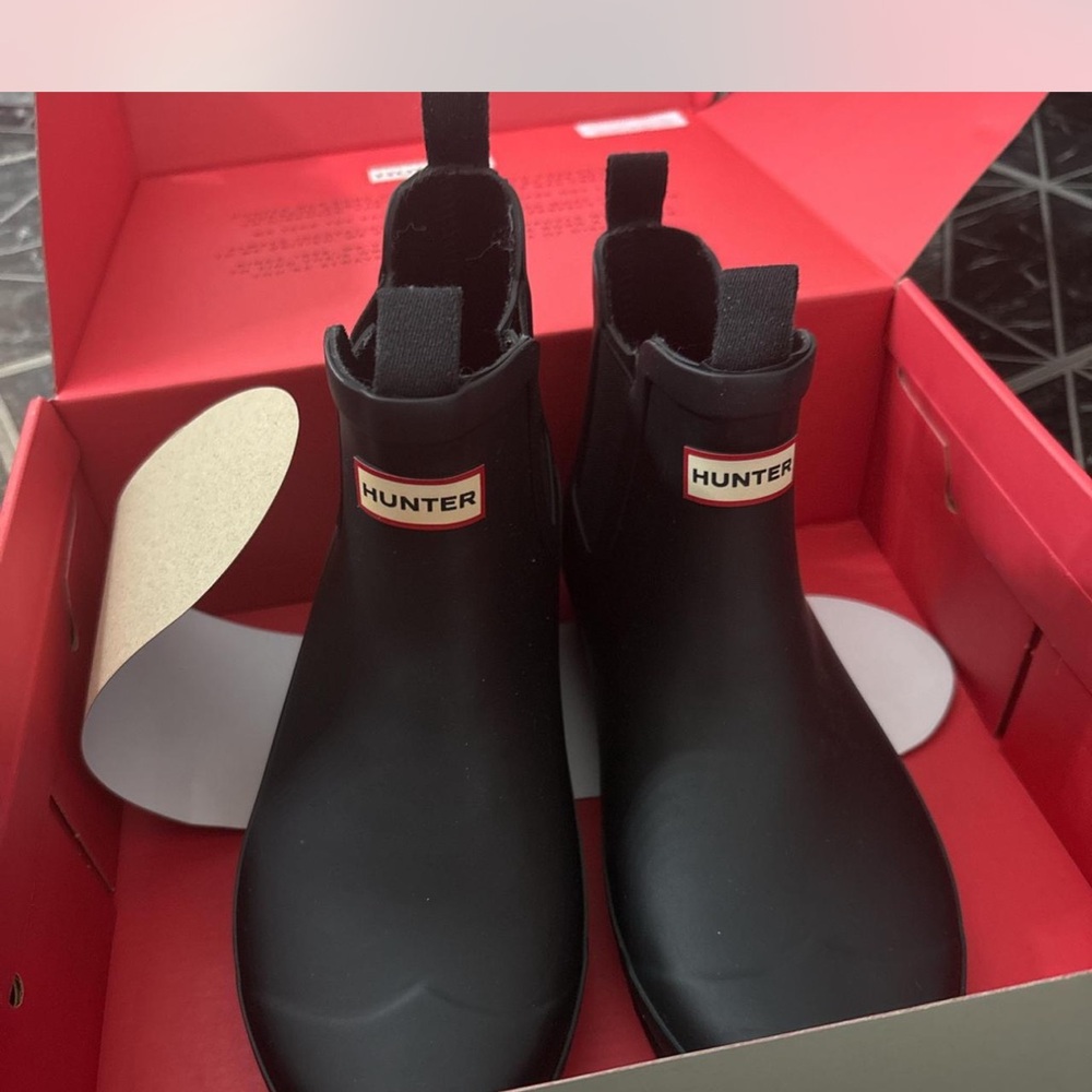 Hunter Kids Black Chelsea Boots